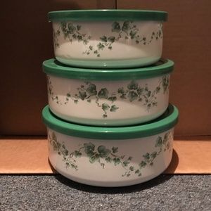 Ivy Pattern metal tin with plastic lid - set of 3
